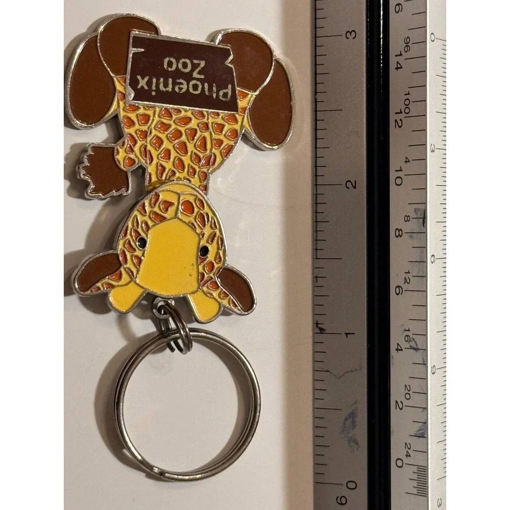 Phoenix AZ Zoo Giraffe Keychain Key Ring‎ Moving Body